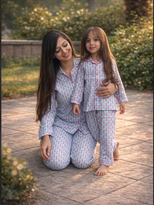 Clever Bunny Mom Twinning sets