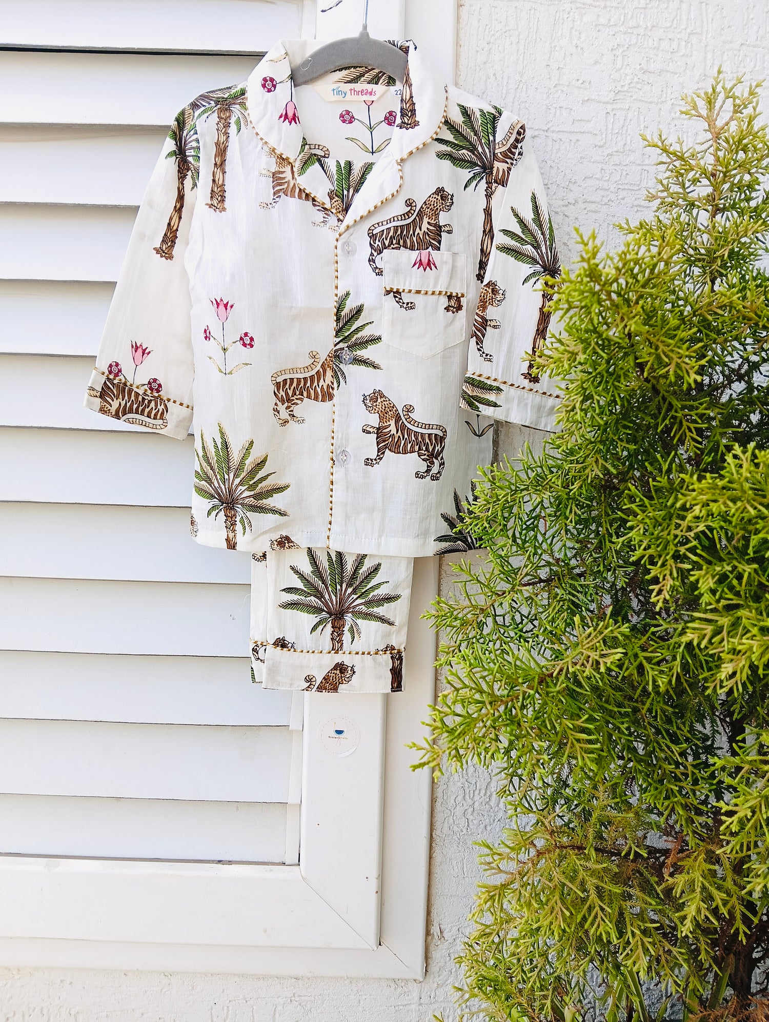 White Jungle Night Suit