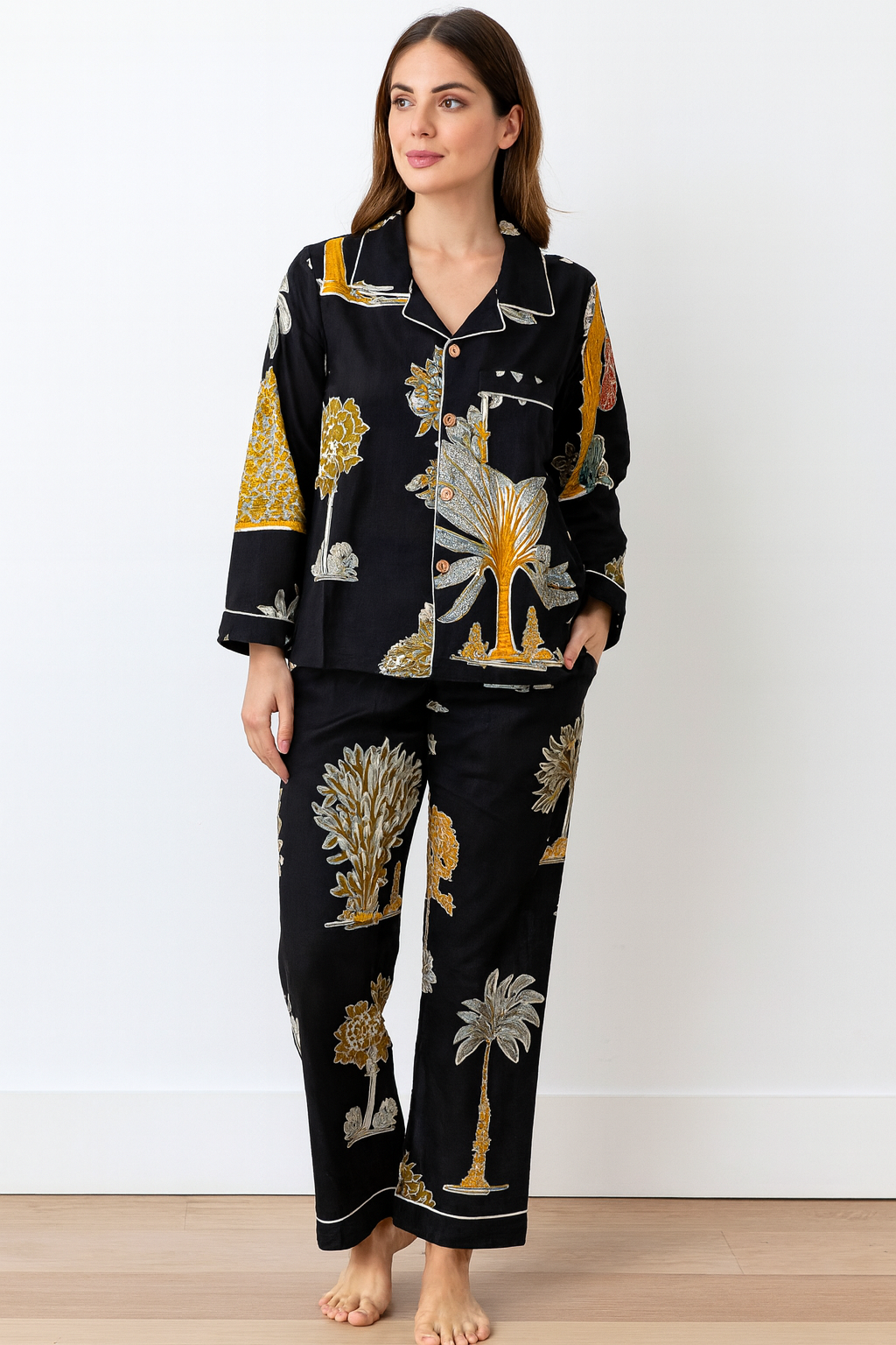 Women Handcrafted Black Jungle Palm Tree Night Suits