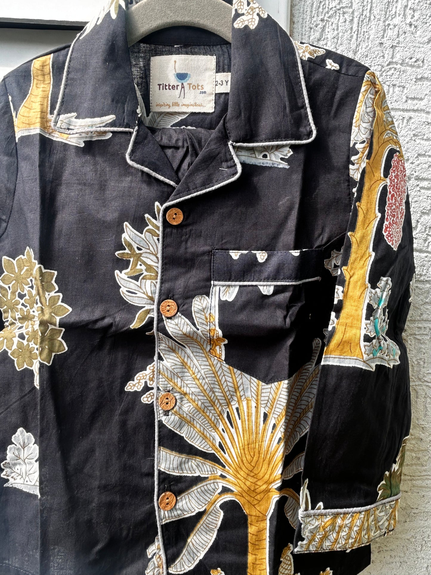 Handcrafted Black Jungle Palm Tree Night Suits