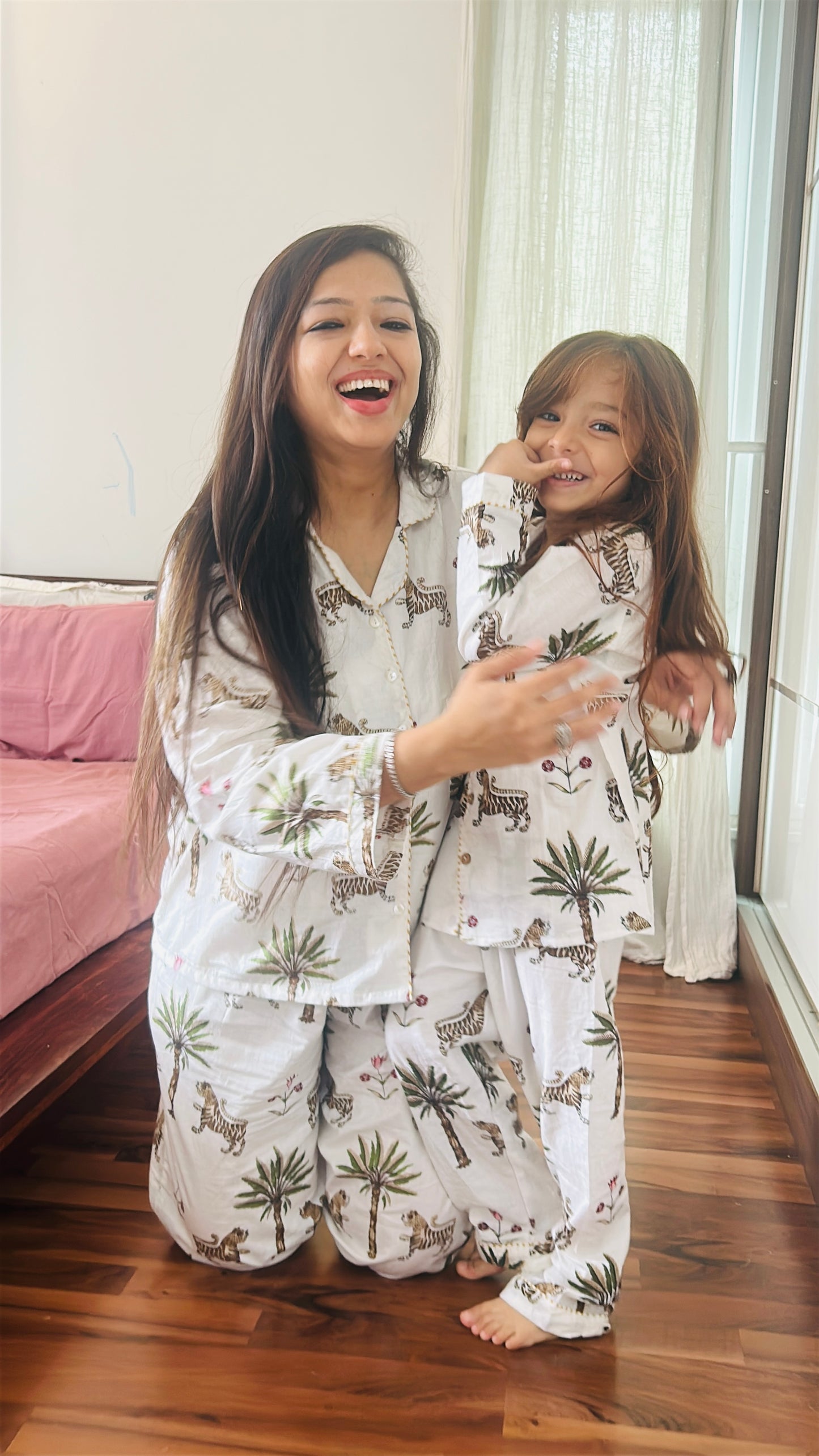 White Jungle daughter/son twinning sets