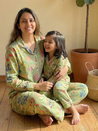 Green Jungle mom twinning sets